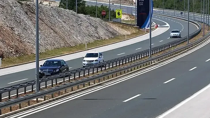 Autoput11111webp 1200