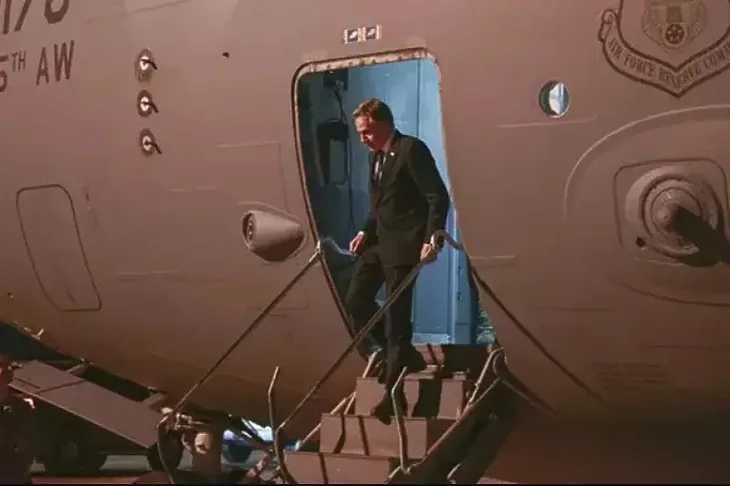 Antony Blinken prilikom dolaska na aerodrom u Ankari (Screenshot/X.com)