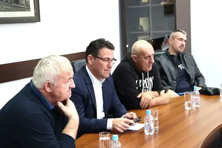 Jasmin Terović   Požar na Otoci