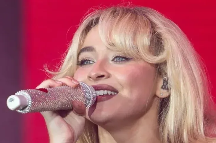 Sabrina Carpenter x