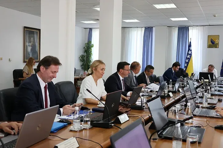 Vlada fbih