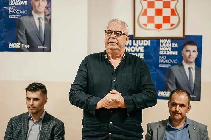 Miro Kraljević (u sredini) i Ivo Pavković (lijevo) Široki Brijeg