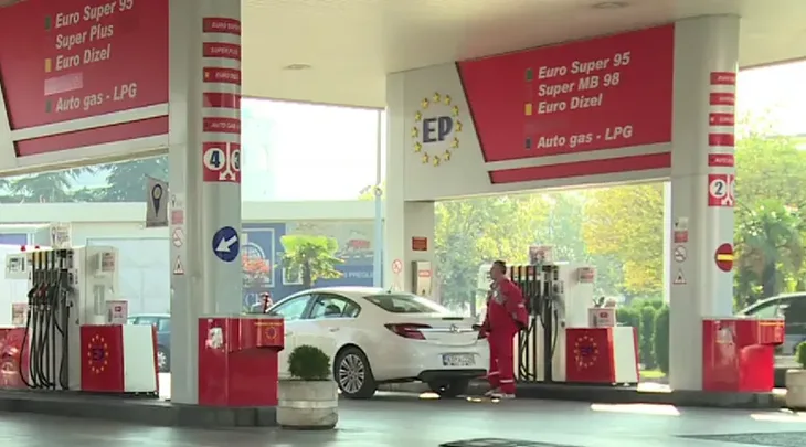 Benziska pumpa crna gora