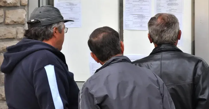 Biro nezaposleni stari biro