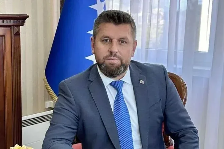 Camil durakovic 690x480