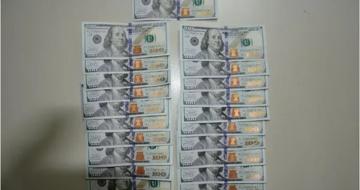 Dolari Krivotvoreni novac