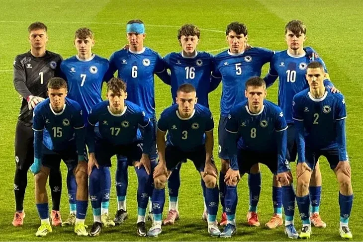 Juniorska nogometna reprezentacija Bi H