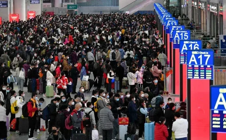 Kina covid zracna luka guzva