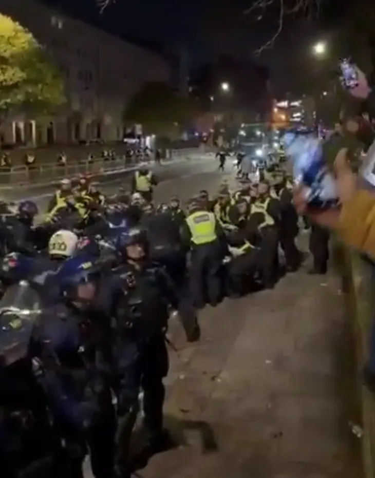 London protesti Iran
