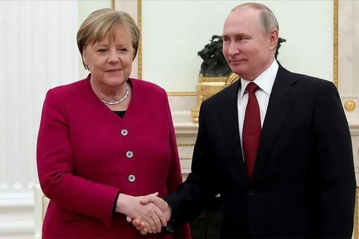 Merkel putin