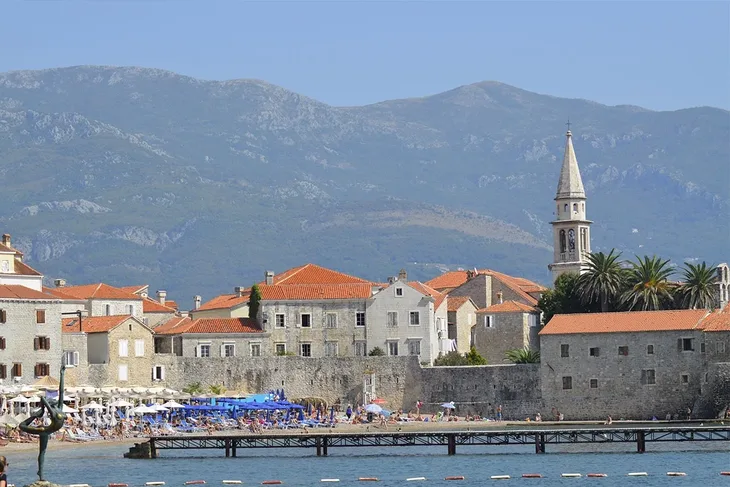 More crna gora