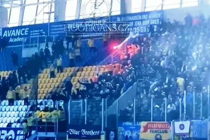 Navijacki neredi njemacka huligani navijački neredi