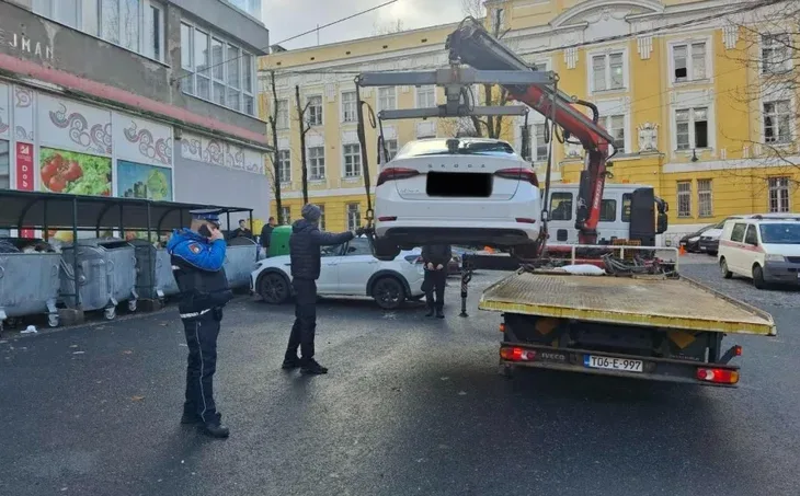 Pauk parking automobil nov2025 fb kjkprad