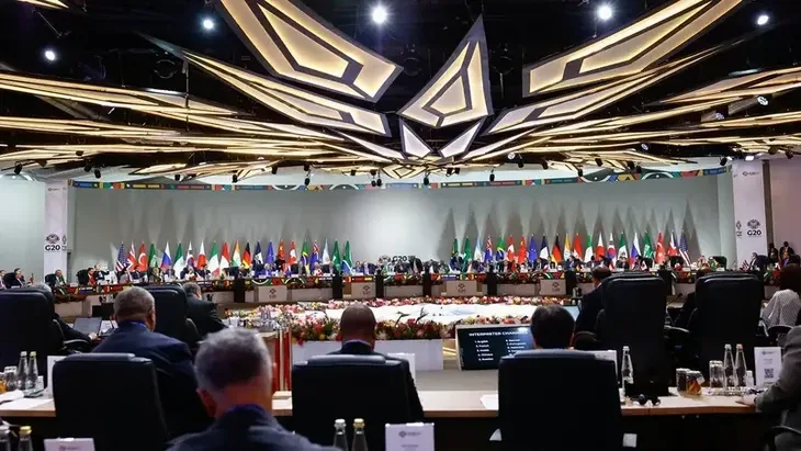 Samit g 20