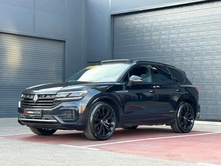 Volkswagen touareg r line 30 v6 tdi 4motion vazdusni ovjes pano