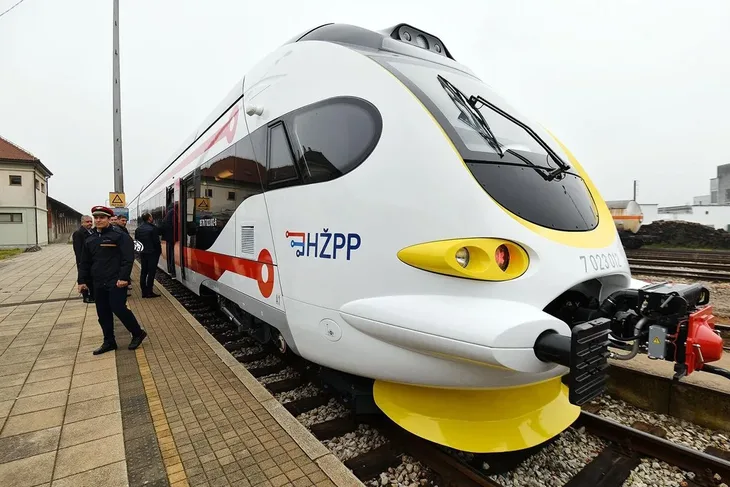 Voz zagreb