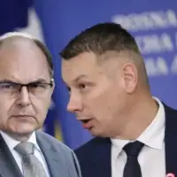 Nešić i Schmidt