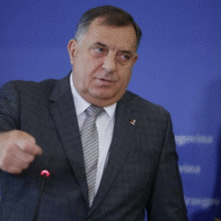 Dodik stoltenbergu Fena