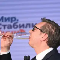 aleksandar vucic Srbija izbori sns41 030422 1