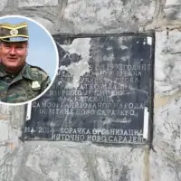Mladica ratko ploca vrace