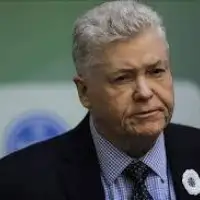 Dejvid Petrigru AA