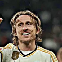 Luka Modrić  Ronaldo11 696x348