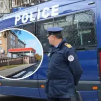 pristina Na Klinici za patologiju postavljena ručna bomba