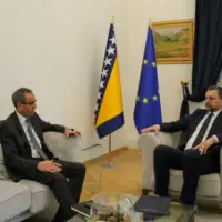 Konakovic sa ambasadorom egipta scaled 872x610