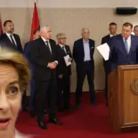 Ursula trojka