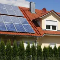 Solarni paneli na kuci