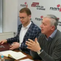 Draško Stanivuković Branislav Borenović   Nezavisne novine