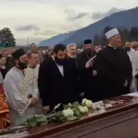 sahrana govor hodze Screenshot 112