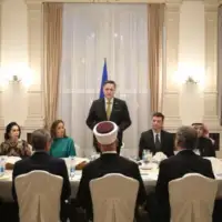 Iftar Denis becirovic 872x610 Predsjednistvo Bi H