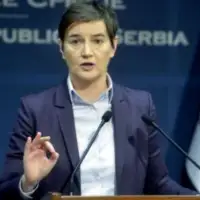 Ana Brnabić. Fena