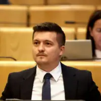 Azhar Sejarić- odmah imao prijedllog za savjetnika ministra!?