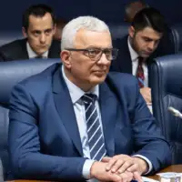Andrija Mandić X