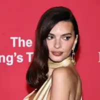Emily Ratajkowski