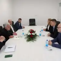 Irfan Halilagić   lazar prodanovic Premijer tk i nacelnik bratunca o izgradnji privredne zone