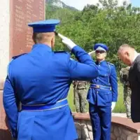 Zukan Helez Odao počast ubijenim hrvatskim civilima u Grabovici. MOBIH