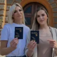 Nejra i Emina Sipović
