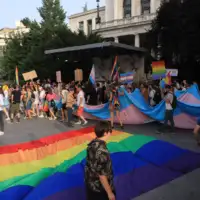 bh Povorka ponosa pred pozoristem Bosnainfo