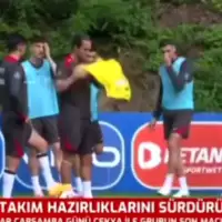 Vincenzo Montella i Arda Guler  Screenshot 411