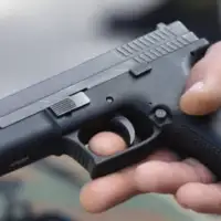 Pistolj