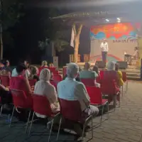 Krenulo  "Ljeto  na Sani"-prvi koncert u Malom parku