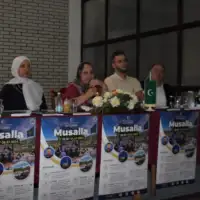 Sanski most Promotori u haremu Hamzibegove džamije