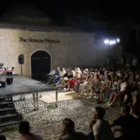 Mostar predstava "Ko je lud"