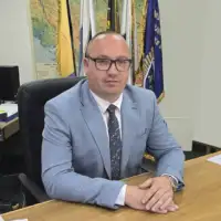 Adnan sirovica ministar zdkjpg