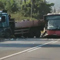 Beograd udes kamion autobus S lica mjesta. Telegraf.rs / Marko Jovanović