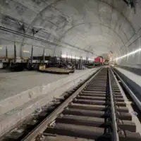 Tunel Gotthard Base između Švicarske i Italije x