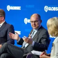 Schmidt iz praga vrijeme je za brze reforme i eu integracije bih schmidt 66d57c9e7dfe2